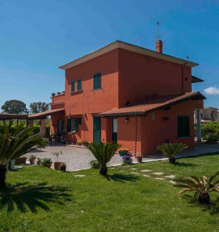 博尔戈蒙特内罗La Locanda Di Andrea Il Pescatore住宿加早餐旅馆 外观 照片